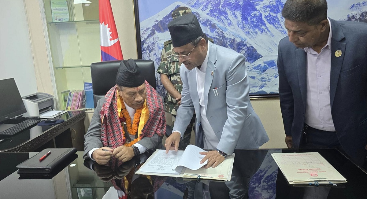 जनताको चाहनाअनुसार सुविधायुक्त सहर बनाउन काम गर्छौं: उपप्रधानमन्त्री सिंह