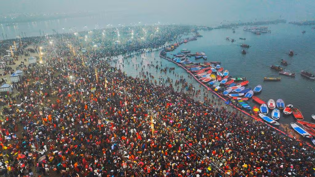 सकियो महाकुम्भ मेला, ६६ करोड बढिले गरे गंगा नदिमा स्नान