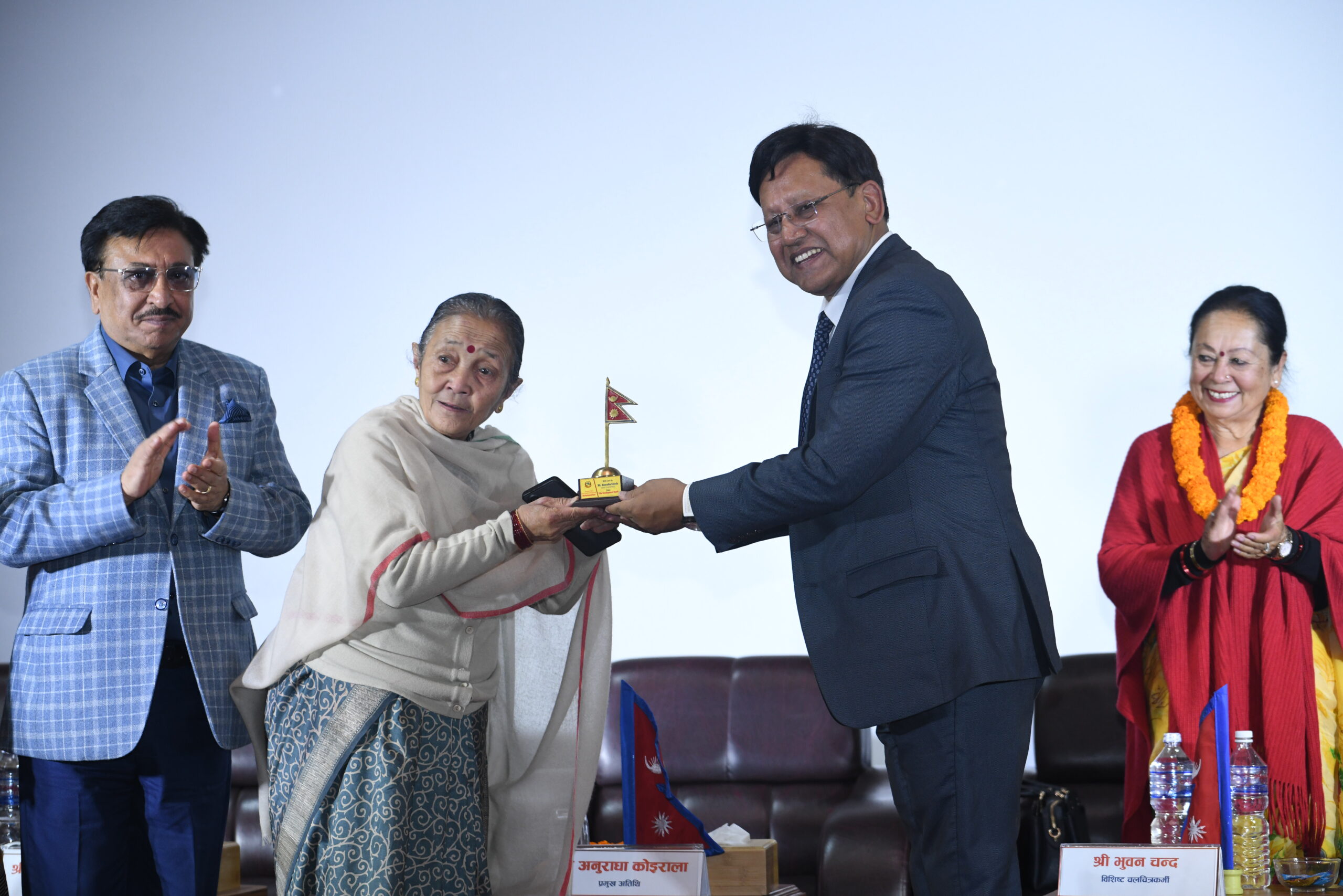 ७ नारीलाई सम्मान गर्दै सकियो ‘महिला चलचित्र महोत्सव’