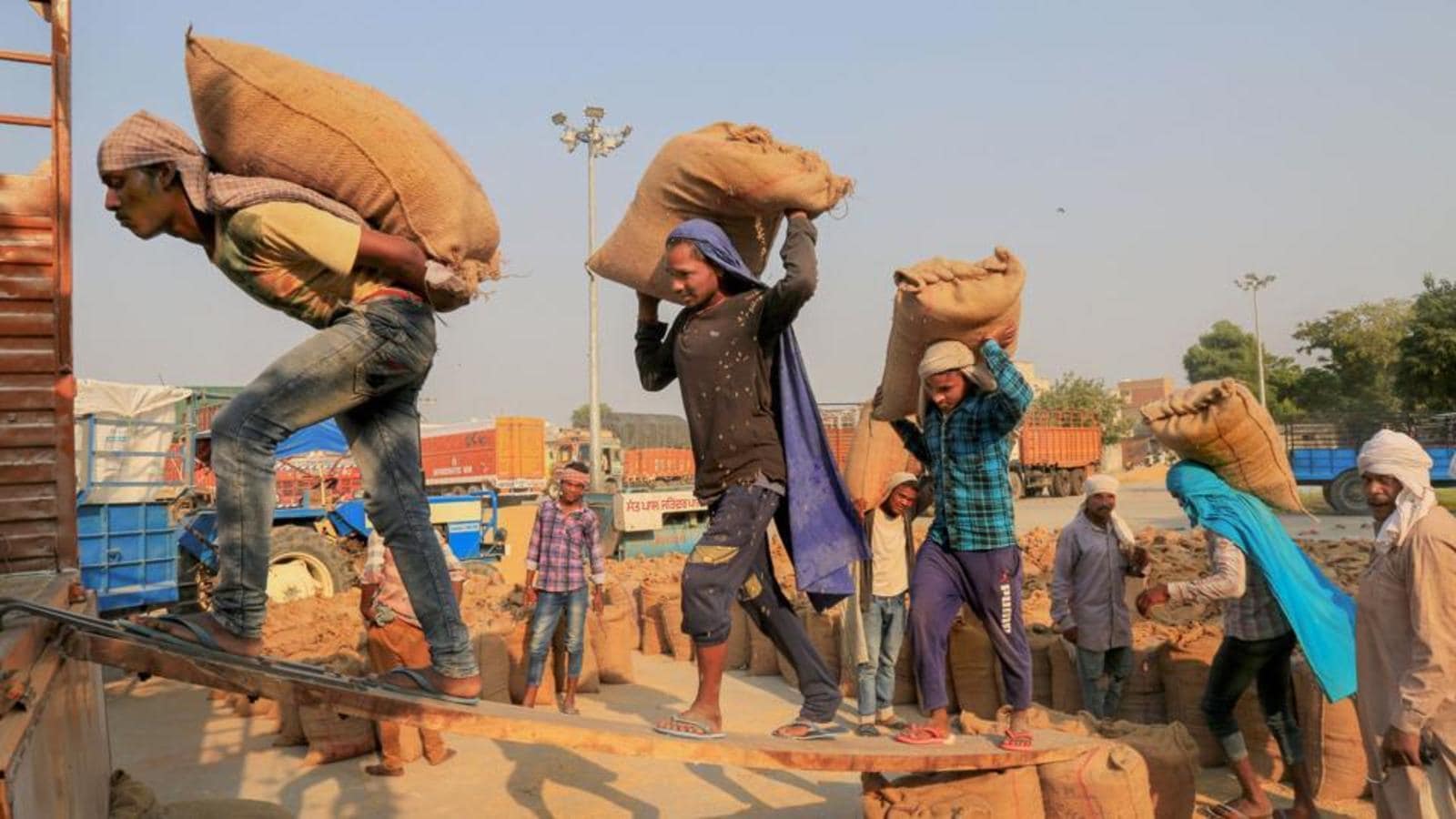 आज १३६औँ अन्तरराष्ट्रिय श्रमिक दिवस